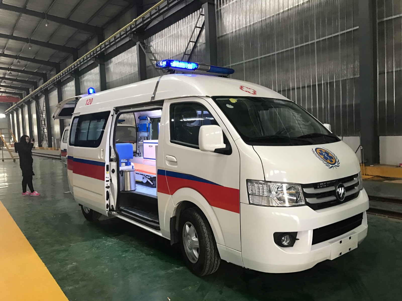 江阴市救护车转院