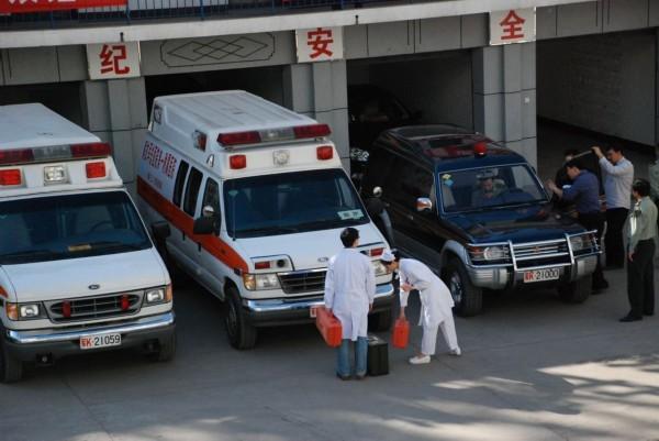 江阴市救护车转院