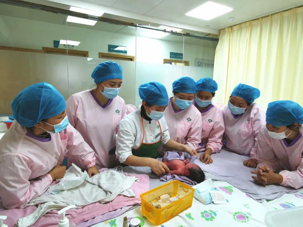 江阴市妇婴监护型护送